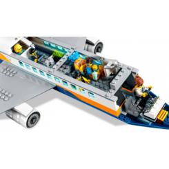 Конструктор LEGO City Пасажирський літак 669 деталей Фото 8