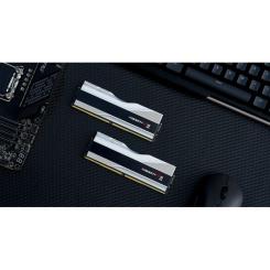 Модуль памяти для компьютера G.Skill DDR5 32GB (2x16GB) 6000 MHz Trident Z5 RGB Silver Фото 6