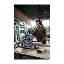 Торцовочная пила Bosch GCM 216 Фото 1