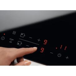 Варочная поверхность Electrolux EHF6343FOK Фото 3