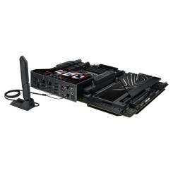 Материнская плата ASUS ROG MAXIMUS Z890 HERO Фото 9