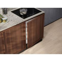 Морозильная камера Electrolux LYB2AE82S Фото 1