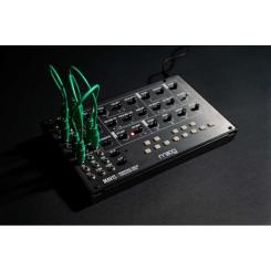 Синтезатор Moog Music Mavis Фото 3