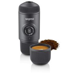 Кофеварка кемпинговая Wacaco Nanopresso з чохлом сіра Фото 1