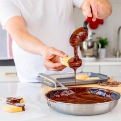 Ложка поварская KitchenAid Classic для сервірування 34 см червоний Фото 4