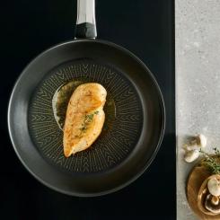 Сковорода Tefal Emotion+, 18см, чорний Фото 6