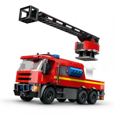 Конструктор LEGO City Пожежне депо з пожежною машиною 843 деталей Фото 3