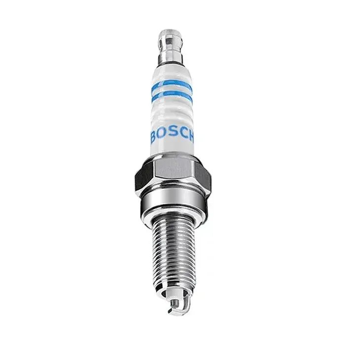 Свеча зажигания Bosch 0 242 230 557 Фото