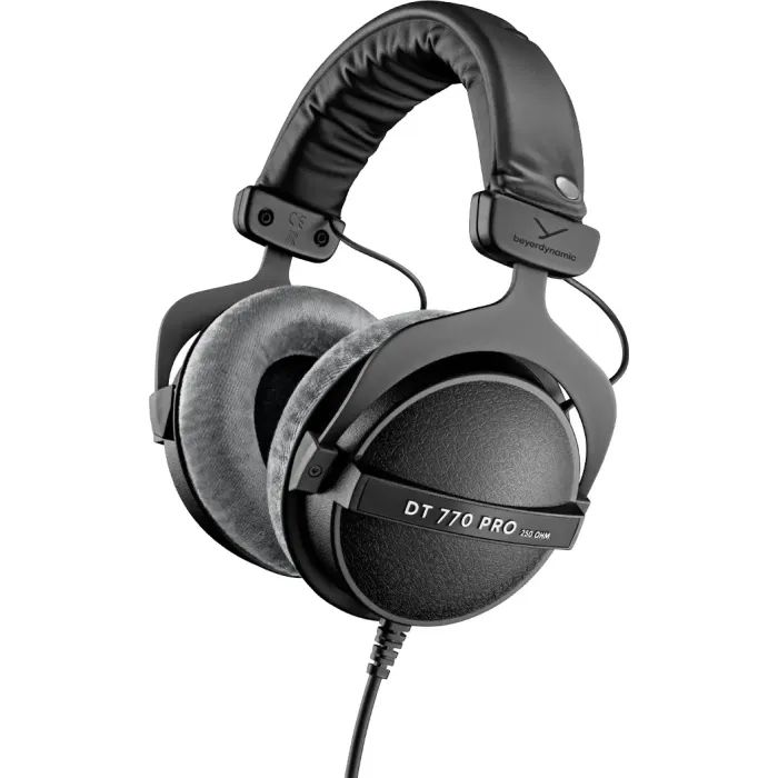 Наушники Beyerdynamic Dt 770 Pro 250 Ом Black Фото